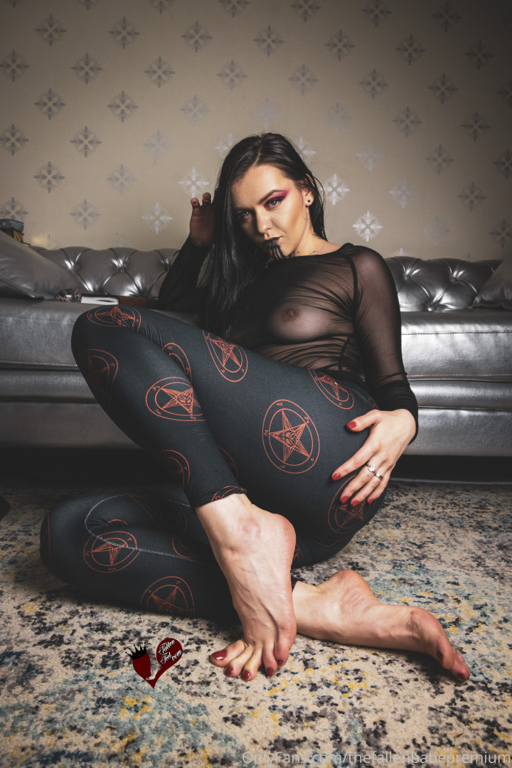 Photo by thefallenbabepremium published on October 14,2023 23:00:07 - BestThots