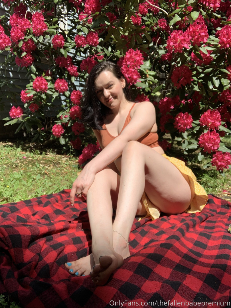 Photo by thefallenbabepremium published on October 15,2023 05:28:50 - BestThots