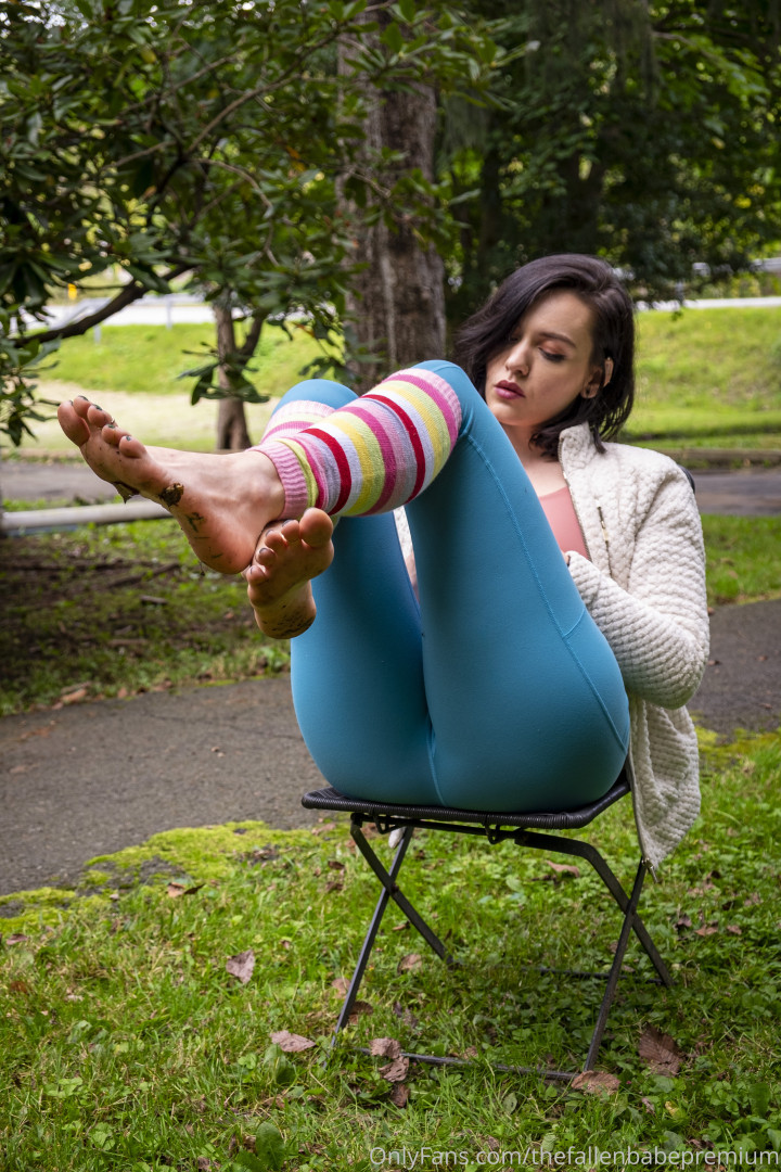 Photo by thefallenbabepremium published on October 15,2023 06:11:30 - BestThots