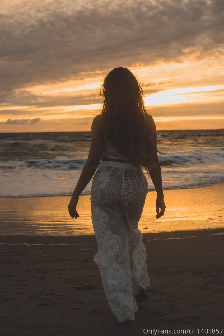 Photo by meganrain published on October 17,2023 05:42:26 - BestThots