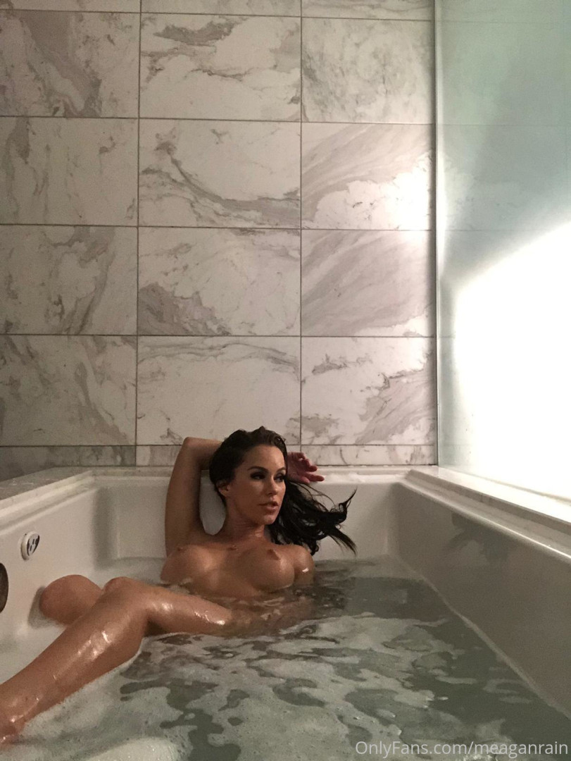 Photo by meganrain published on October 17,2023 05:46:04 - BestThots