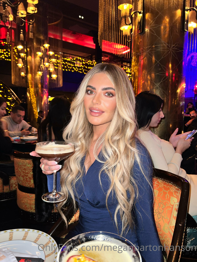 Photo by meganbartonhanson published on October 16,2023 18:17:36 - BestThots