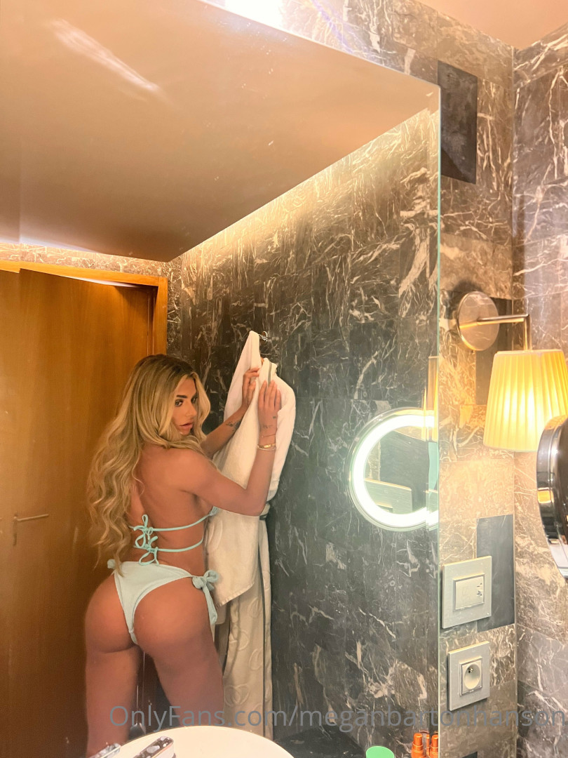 Photo by meganbartonhanson published on October 16,2023 18:39:14 - BestThots