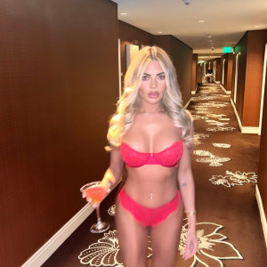 meganbartonhanson #7287346