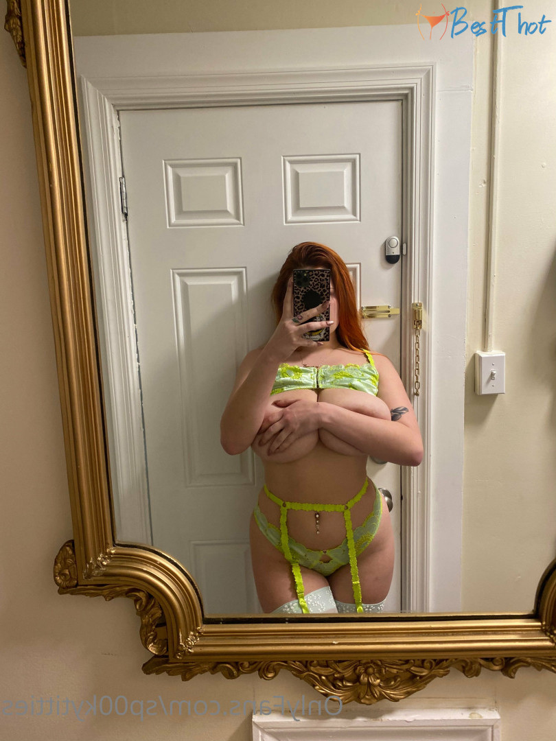 Photo by sp00kytitties published on December 25,2024 19:12:09 - BestThots