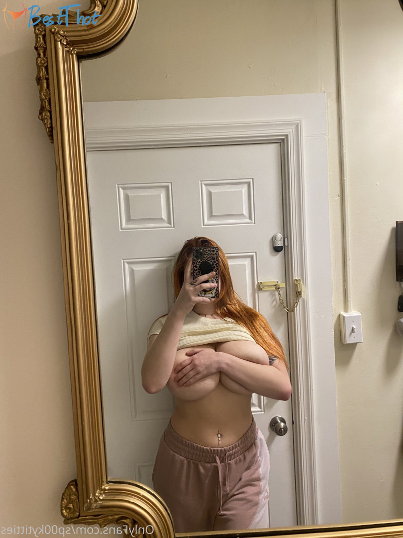 Photo by sp00kytitties published on December 25,2024 19:14:23 - BestThots