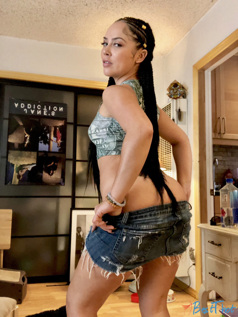 Photo by kristinarose published on December 13,2024 08:01:29 - BestThots