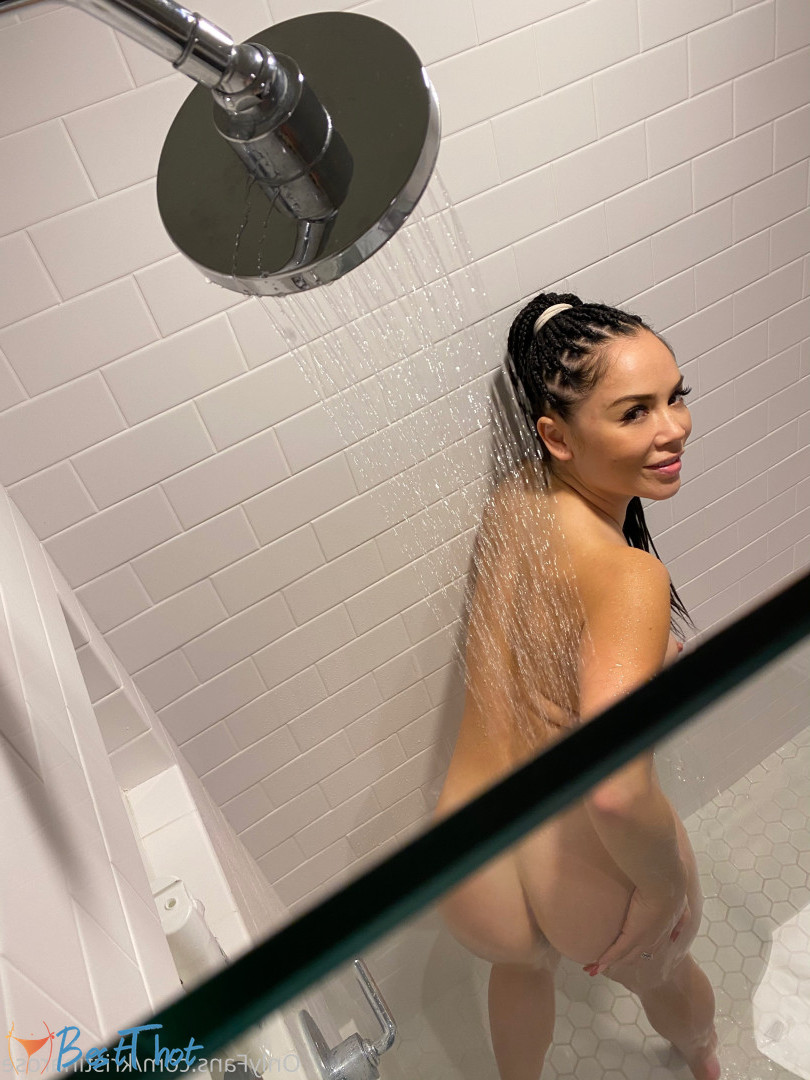 Photo by kristinarose published on December 13,2024 08:05:30 - BestThots