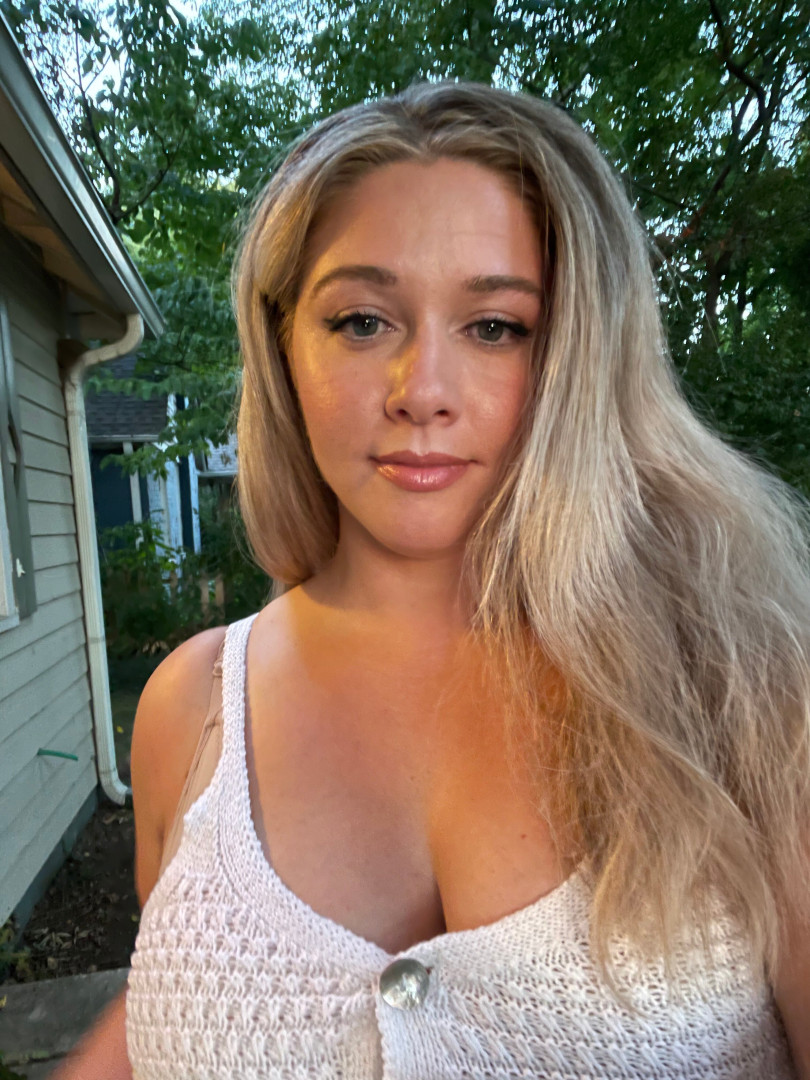 Photo by ellanabryan published on June 2,2023 15:24:05 - BestThots