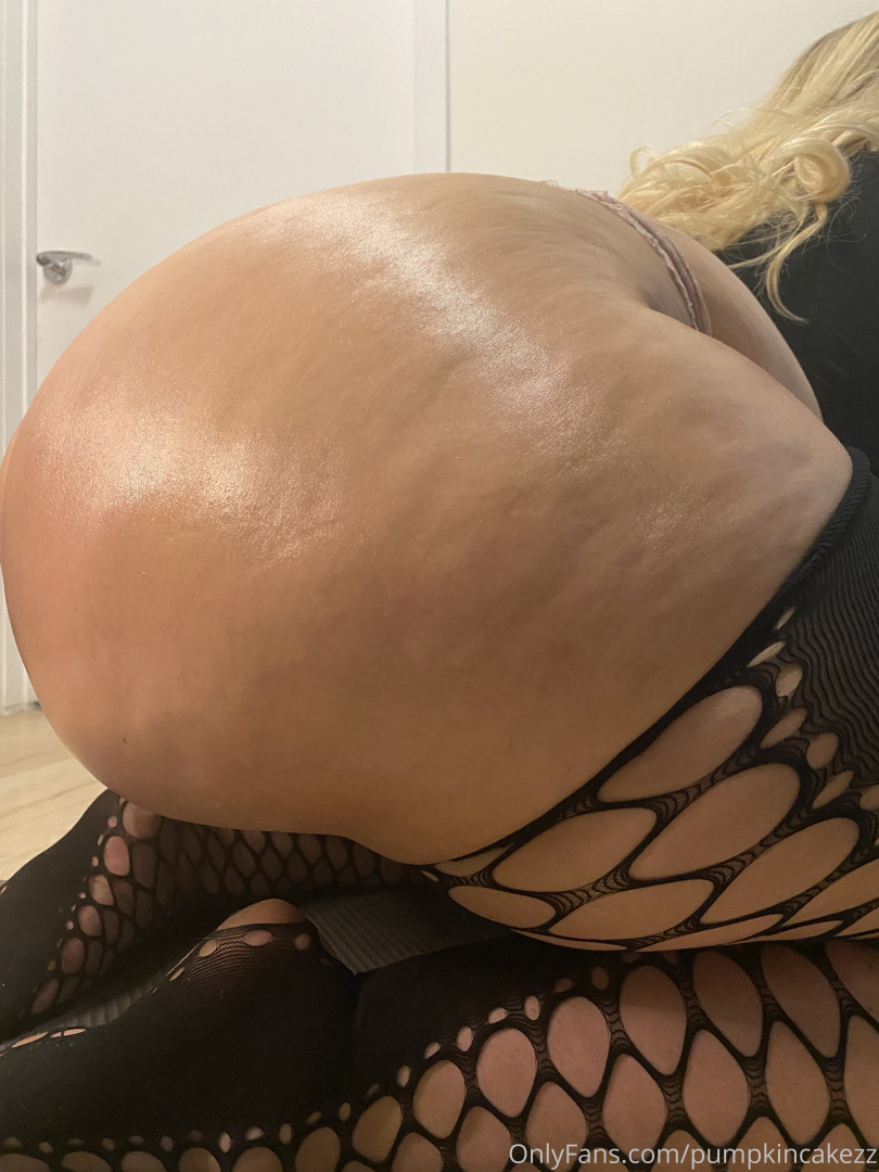 Photo by pumpkincakezz published on July 27,2023 19:15:05 - BestThots