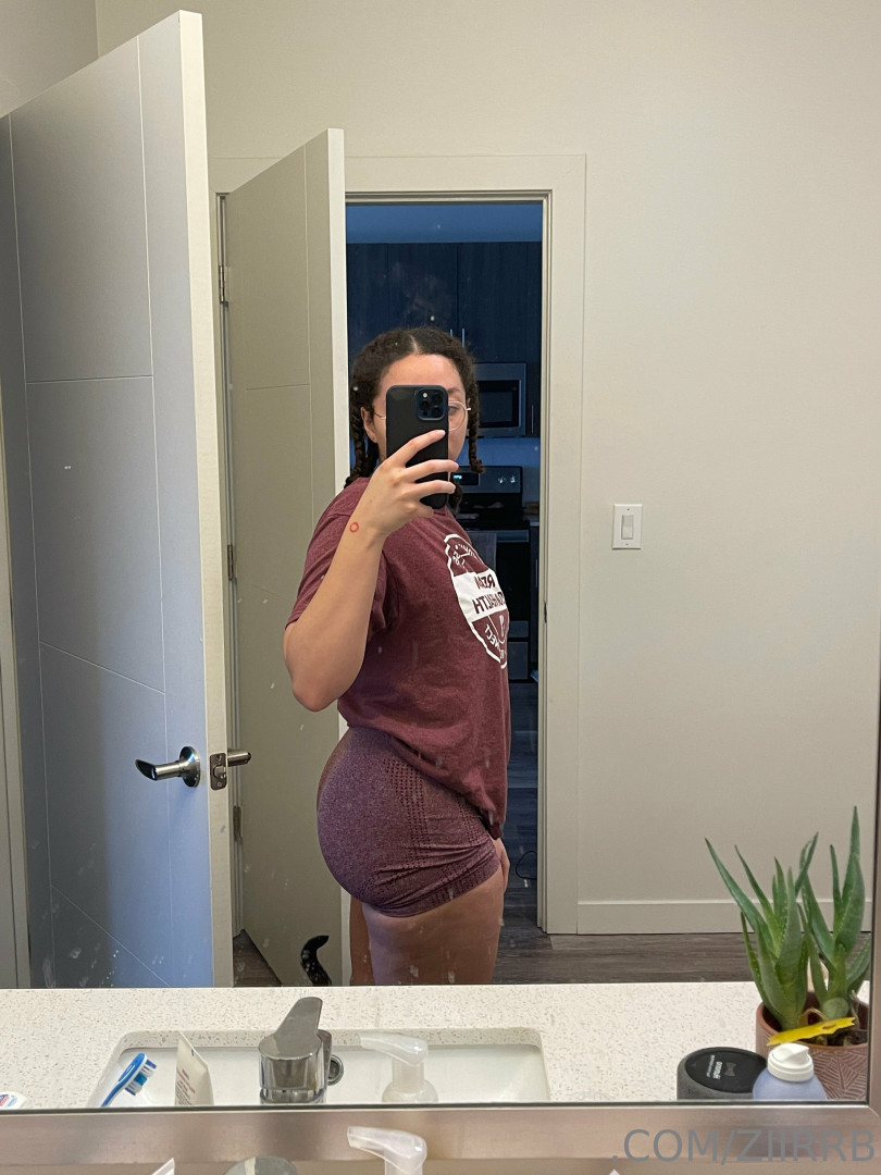 Photo by ziirrb published on October 15,2023 23:41:42 - BestThots