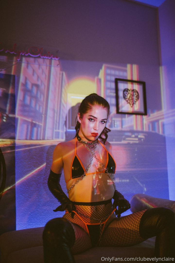 Photo by clubevelynclaire published on July 31,2023 12:00:29 - BestThots