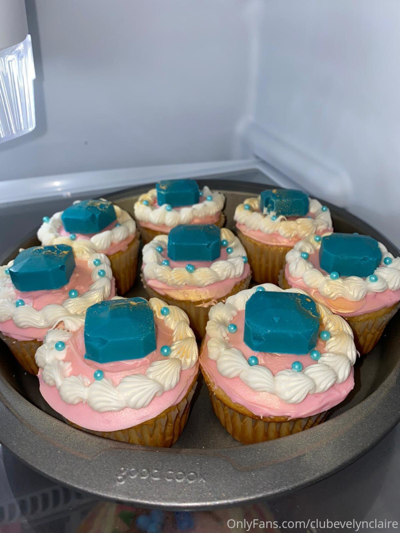 Photo by clubevelynclaire published on July 31,2023 12:01:07 - BestThots