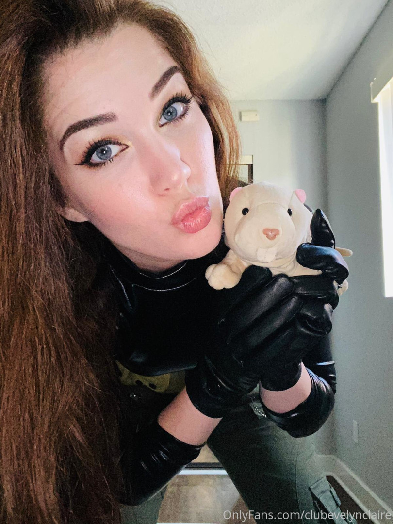 Photo by clubevelynclaire published on July 31,2023 12:04:39 - BestThots