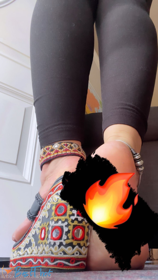 Photo by mxdchai published on December 18,2024 05:06:26 - BestThots