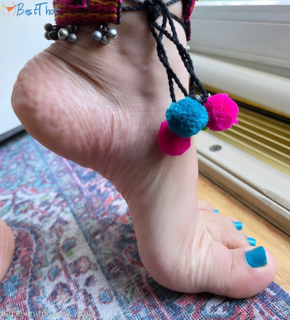 Photo by mxdchai published on December 18,2024 05:06:34 - BestThots