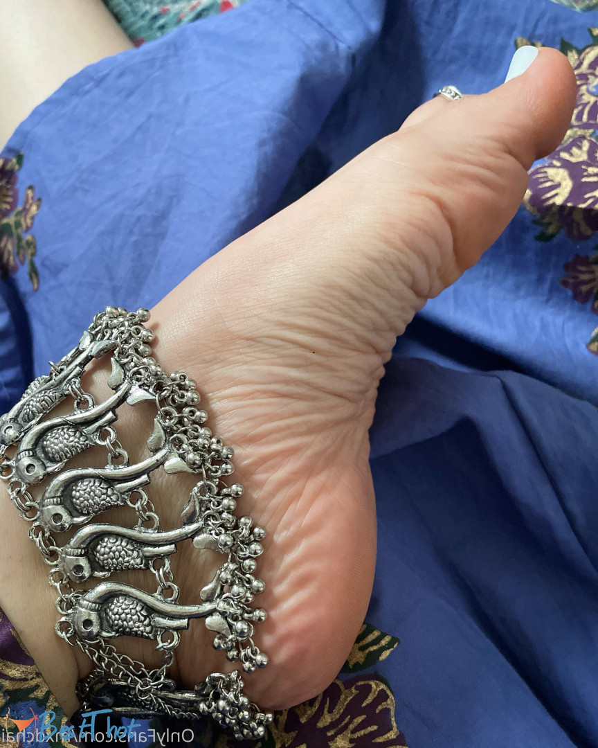 Photo by mxdchai published on December 18,2024 05:06:43 - BestThots