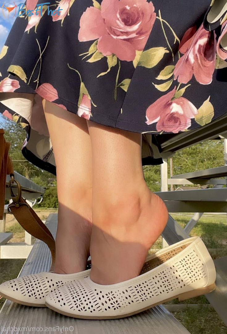 Photo by mxdchai published on December 18,2024 05:06:47 - BestThots