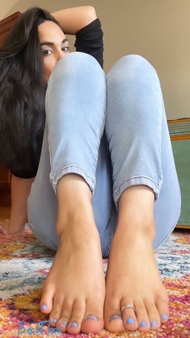 Photo by mxdchai published on December 18,2024 05:07:01 - BestThots