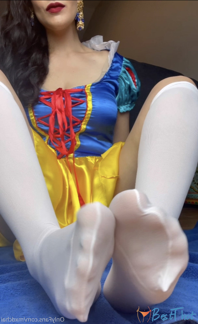 Photo by mxdchai published on December 18,2024 05:07:20 - BestThots