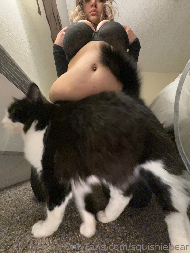 Photo by squishiebear published on May 17,2023 16:53:01 - BestThots