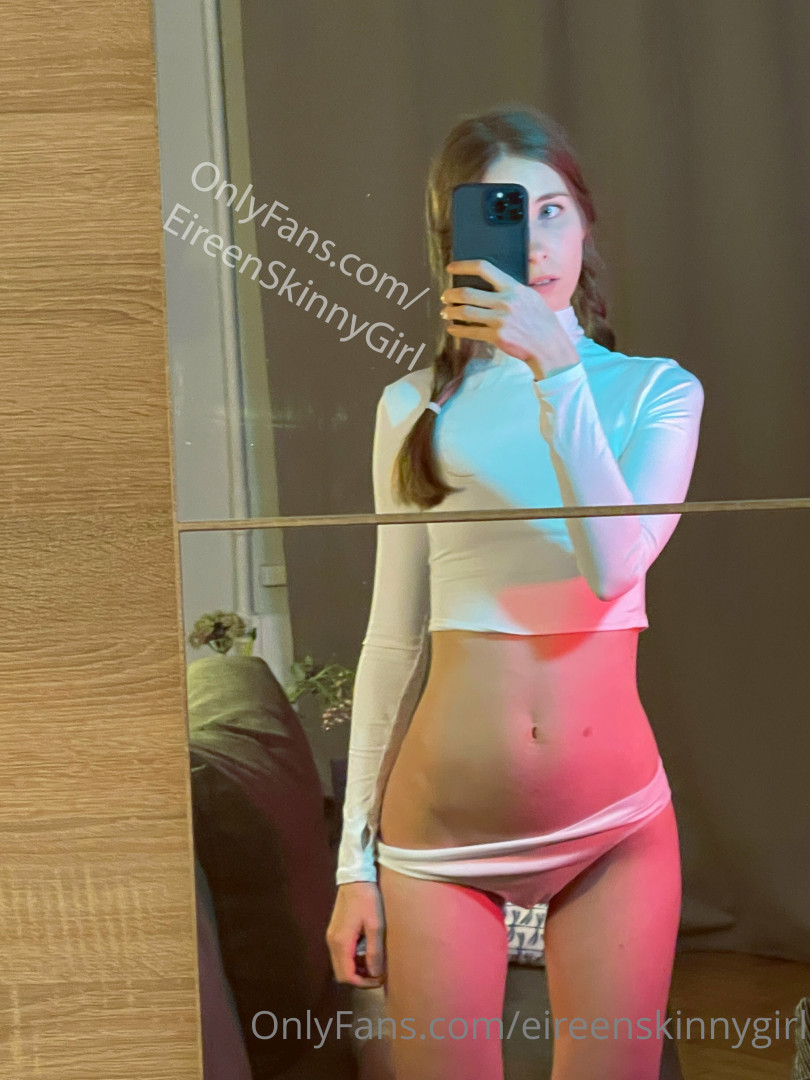 Photo by eireenskinnygirl published on October 15,2023 23:59:35 - BestThots