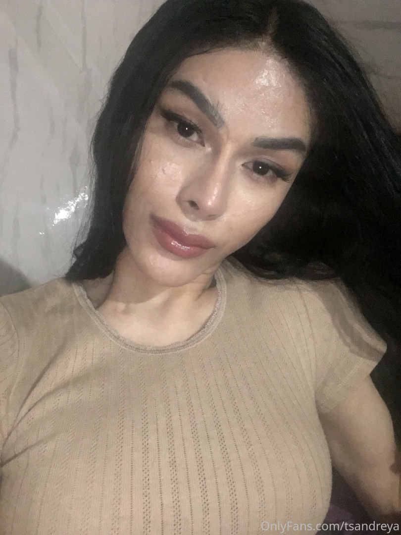 Photo by tssabrinaanndrey published on October 14,2023 23:42:32 - BestThots