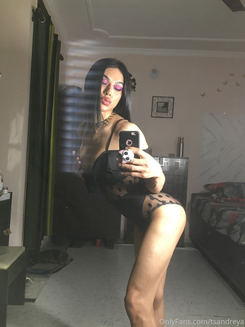 Photo by tssabrinaanndrey published on October 15,2023 01:00:29 - BestThots