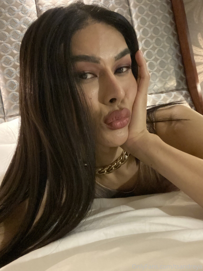 Photo by tssabrinaanndrey published on October 15,2023 03:41:17 - BestThots