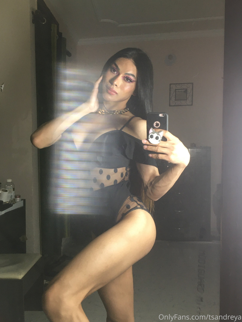 Photo by tssabrinaanndrey published on October 15,2023 05:32:57 - BestThots