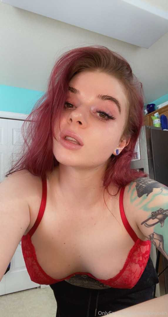 Photo by vermilionvixen published on October 16,2023 20:29:55 - BestThots