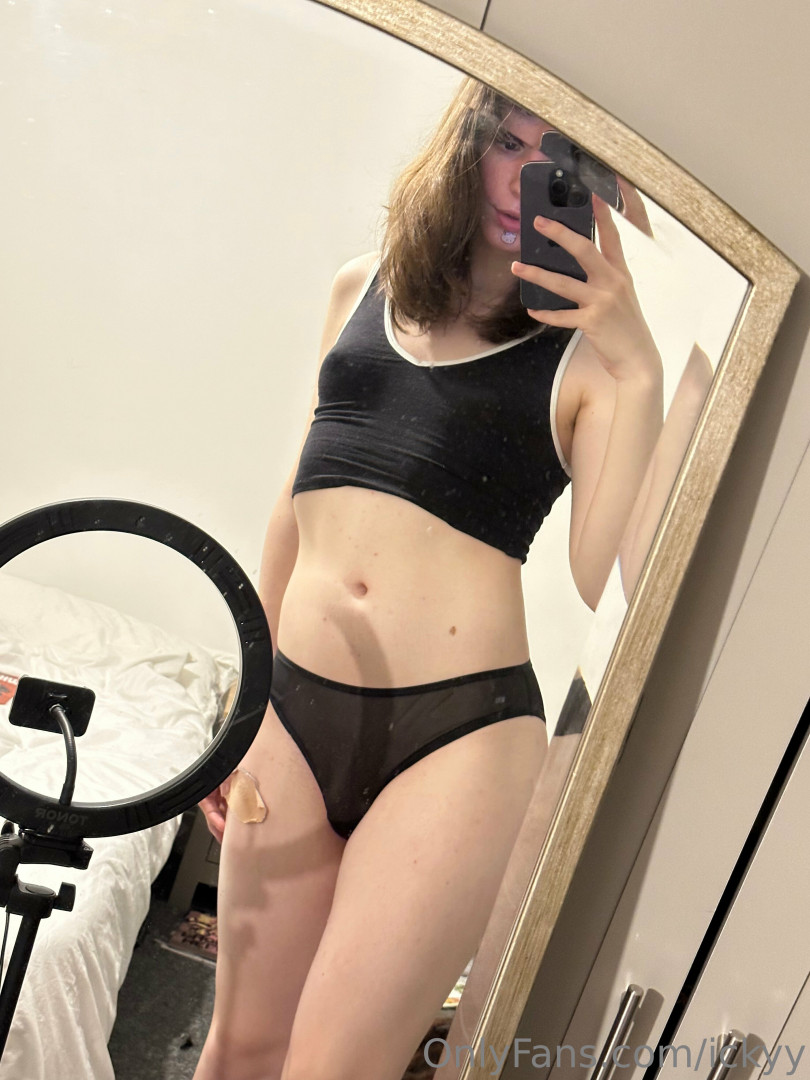 Photo by ickyy published on August 31,2023 06:20:37 - BestThots