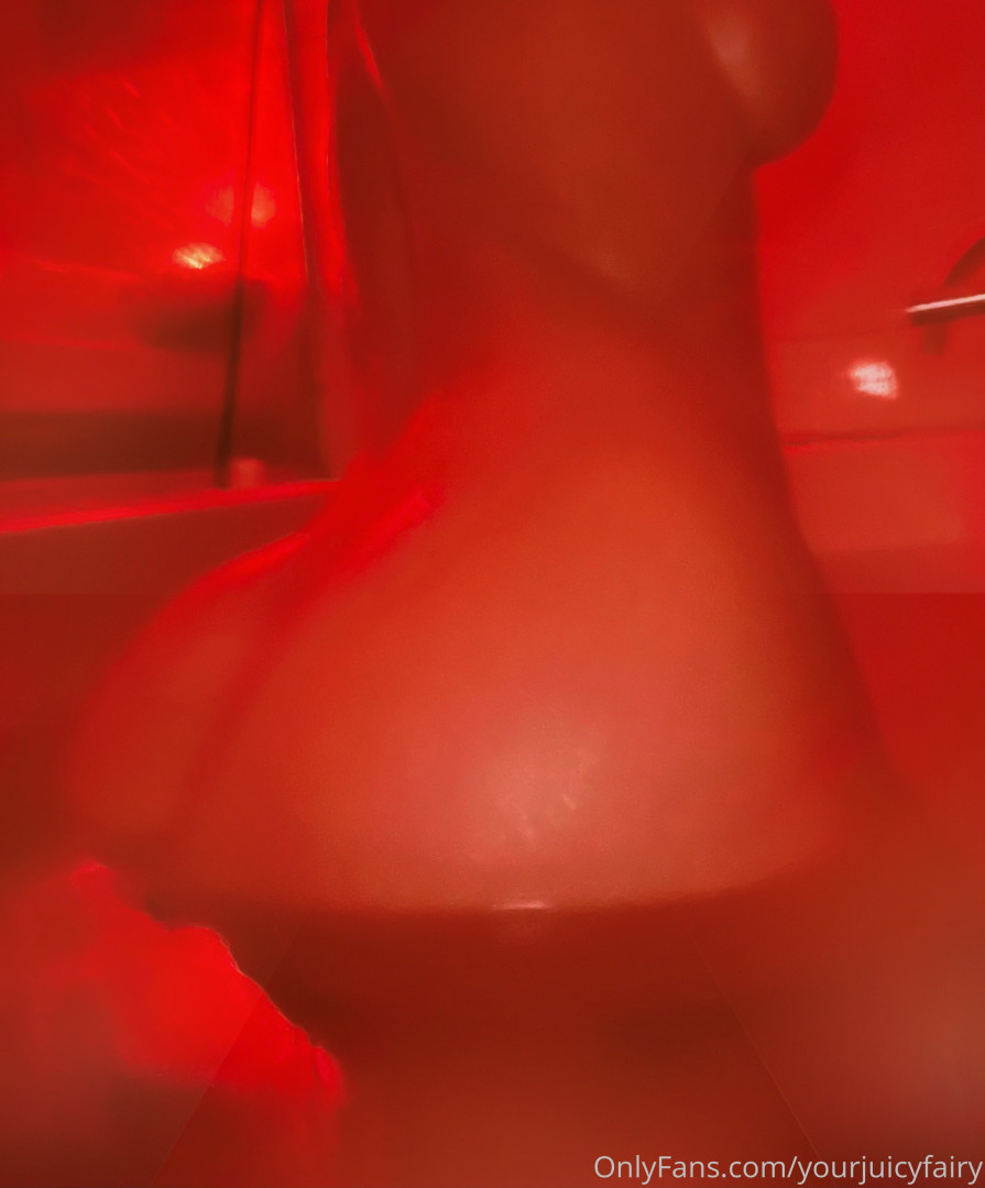 Photo by yourjuicyfairy published on August 9,2023 09:24:54 - BestThots