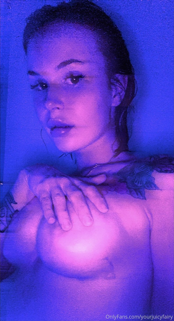 Photo by yourjuicyfairy published on August 9,2023 09:29:18 - BestThots