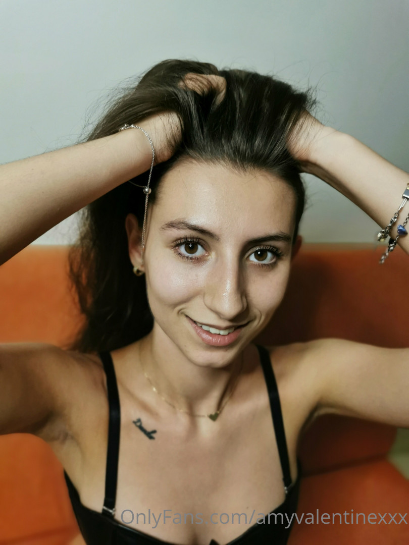 Photo by amyvalentinexxx published on October 15,2023 17:37:36 - BestThots