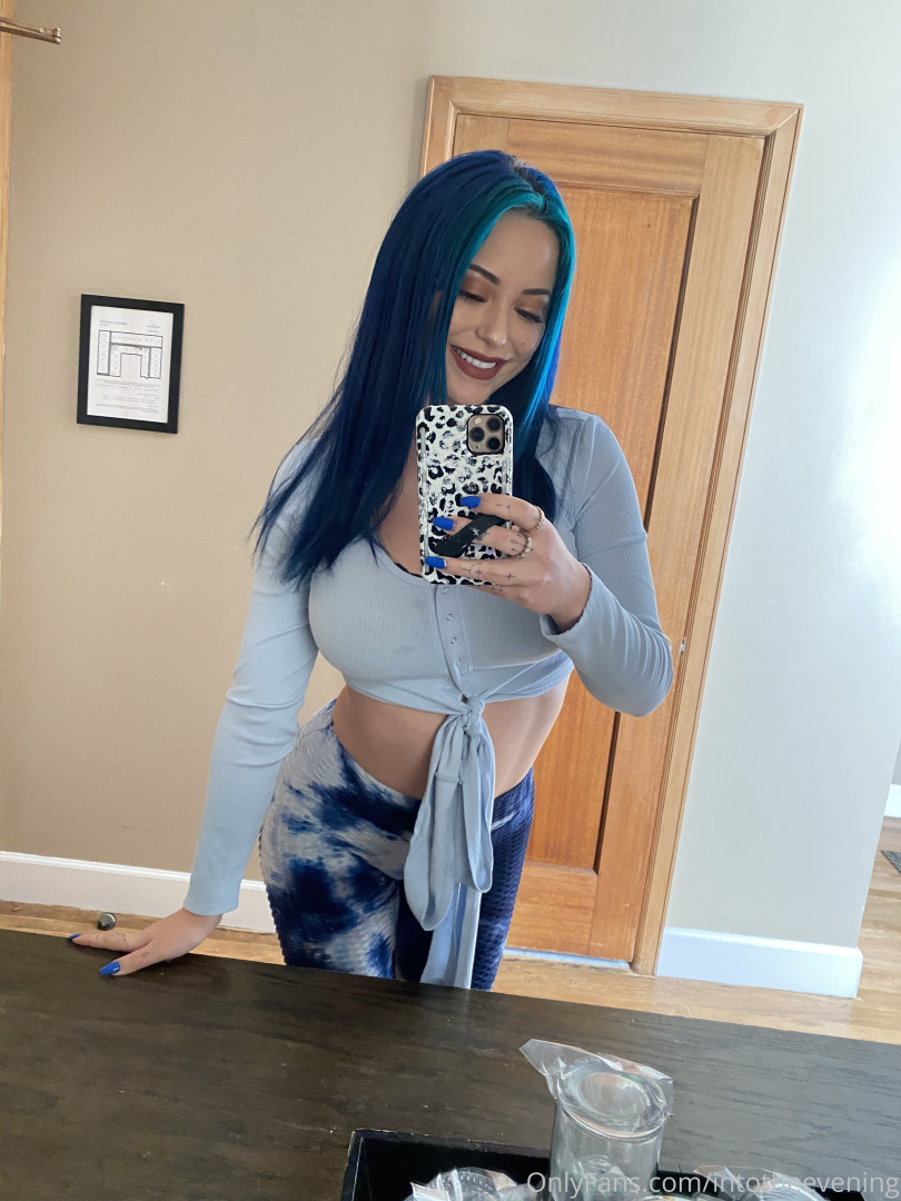 Photo by evemarlowe published on October 16,2023 18:54:13 - BestThots