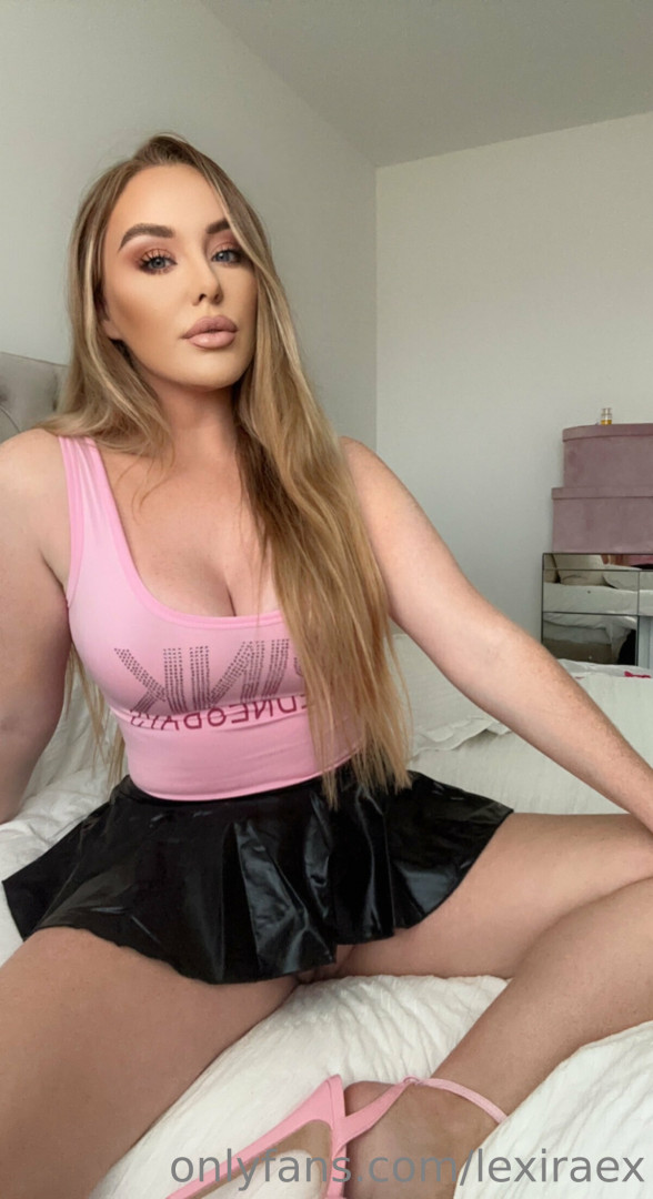 Photo by lexiraex published on July 23,2023 07:40:10 - BestThots