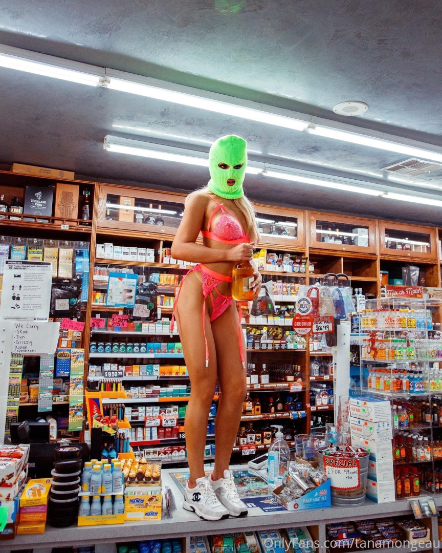 Photo by tanamongeau published on August 12,2023 02:28:13 - BestThots