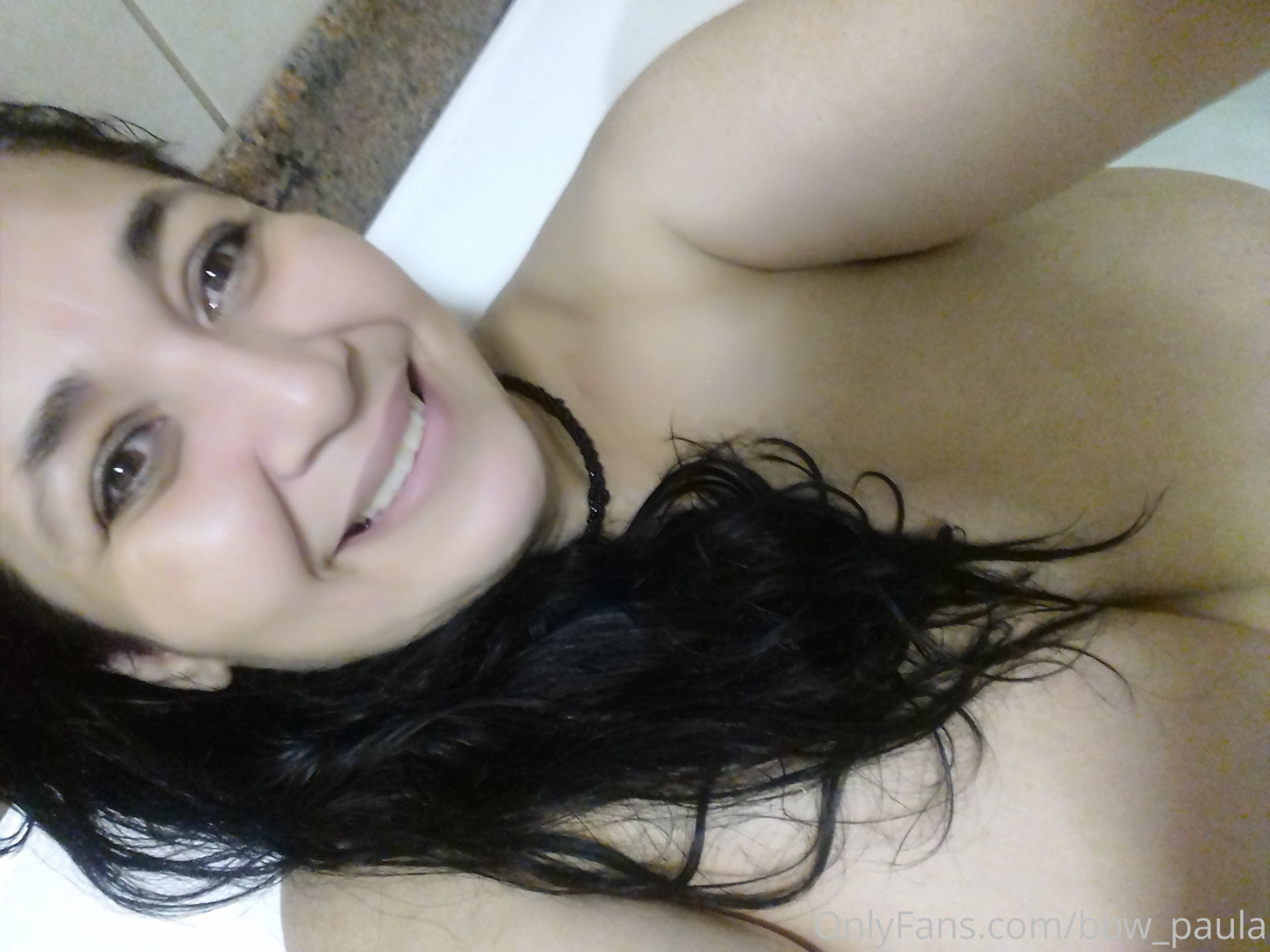 Photo by bbw_paula published on December 10,2023 10:31:30 - BestThots