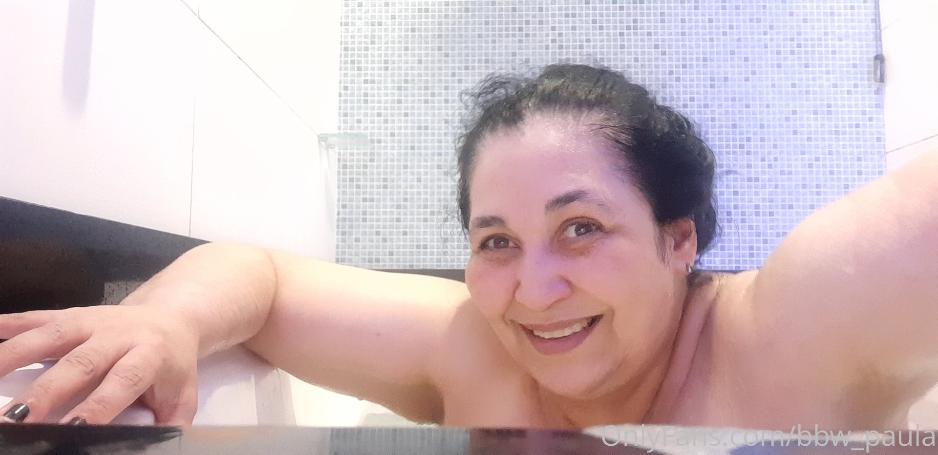 Photo by bbw_paula published on December 10,2023 10:32:03 - BestThots