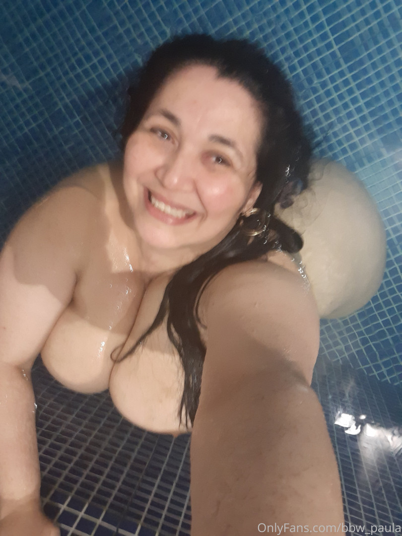 Photo by bbw_paula published on December 10,2023 10:34:07 - BestThots
