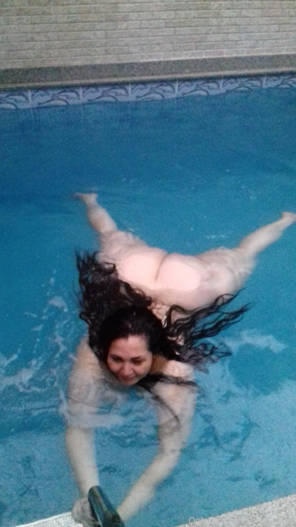 Photo by bbw_paula published on December 10,2023 10:35:50 - BestThots