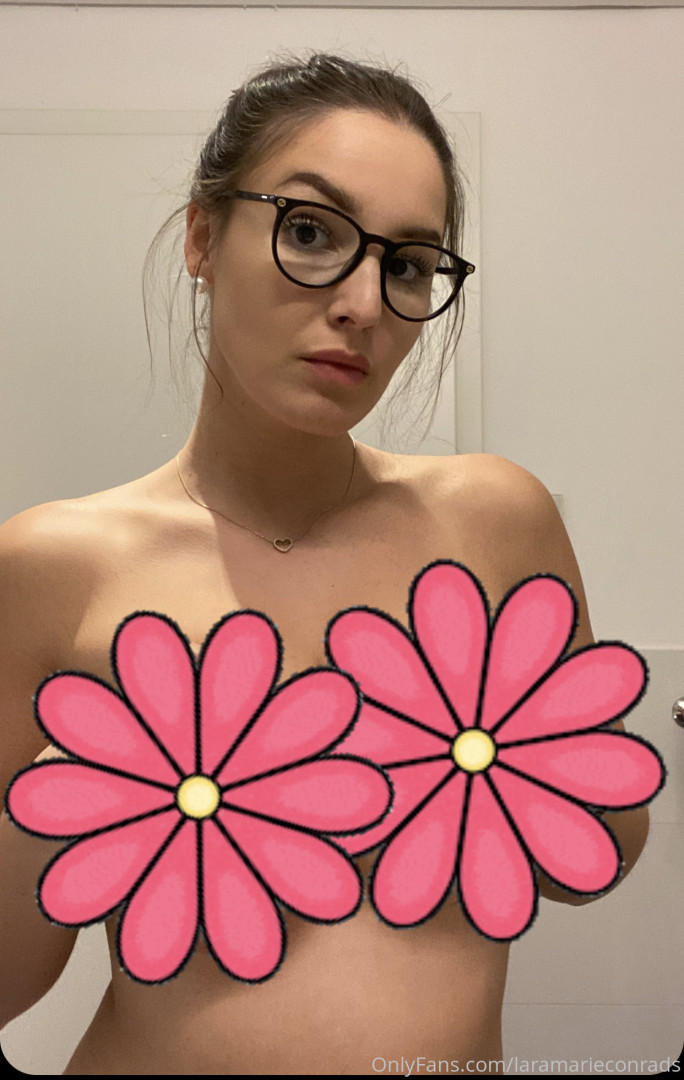 Photo by laramarieconrads published on October 16,2023 14:58:13 - BestThots