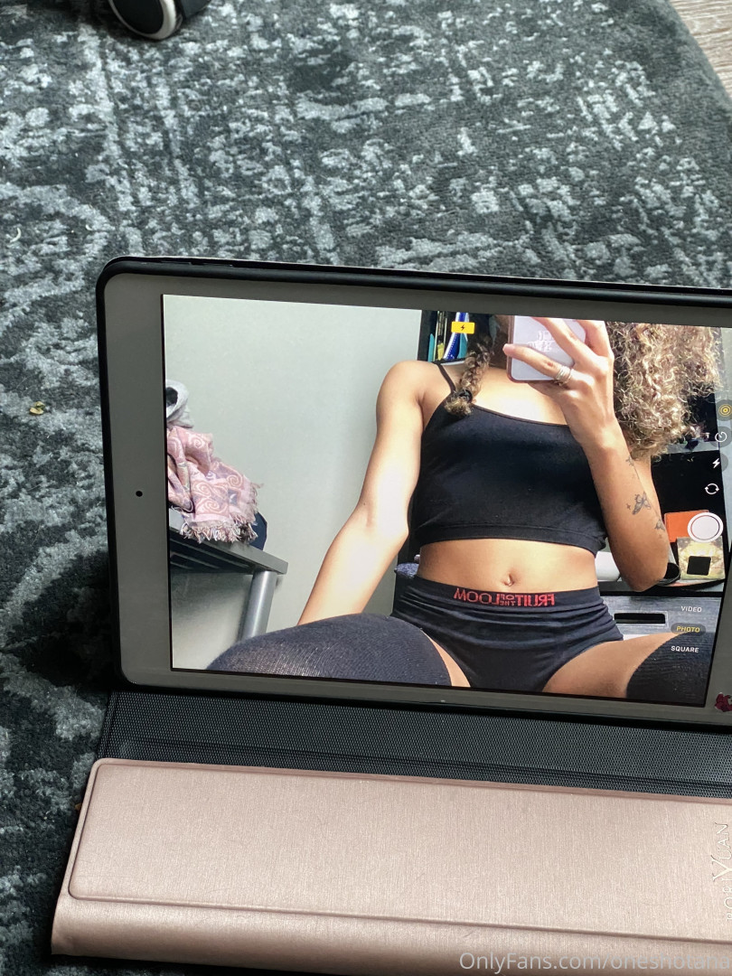 Photo by oneshotana published on October 12,2023 18:34:26 - BestThots