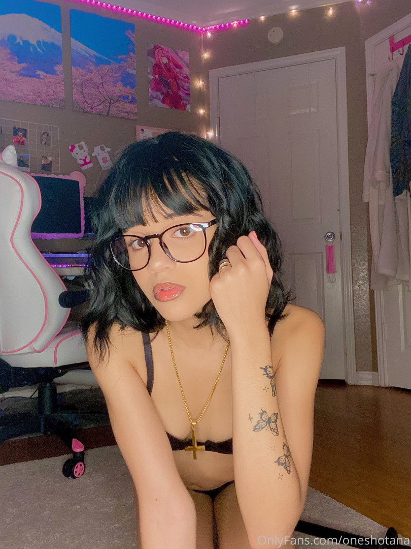Photo by oneshotana published on October 12,2023 23:41:28 - BestThots