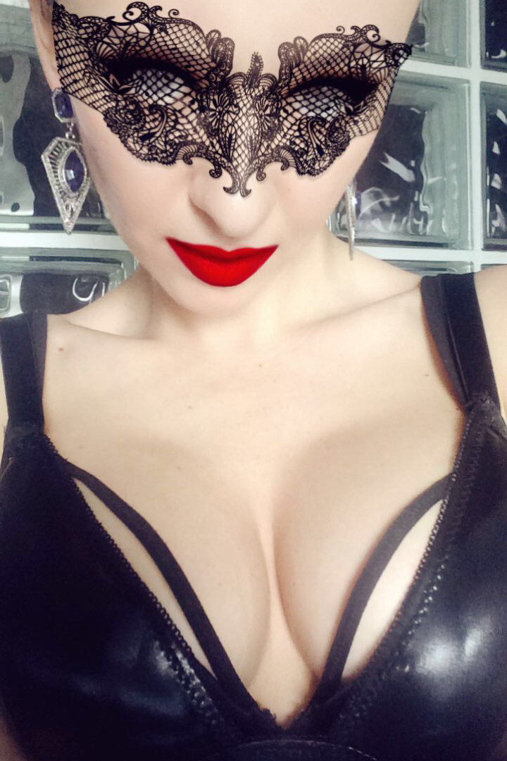 Photo by mistresslfatale published on October 16,2023 10:44:25 - BestThots