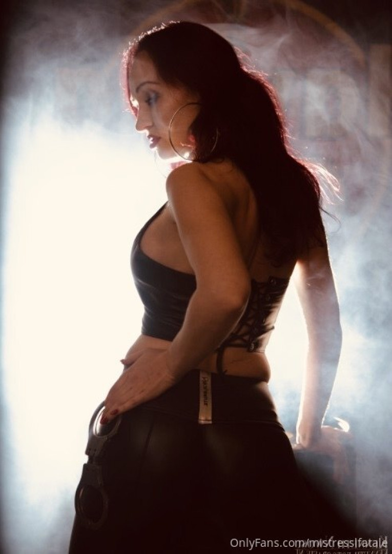 Photo by mistresslfatale published on October 16,2023 10:53:13 - BestThots