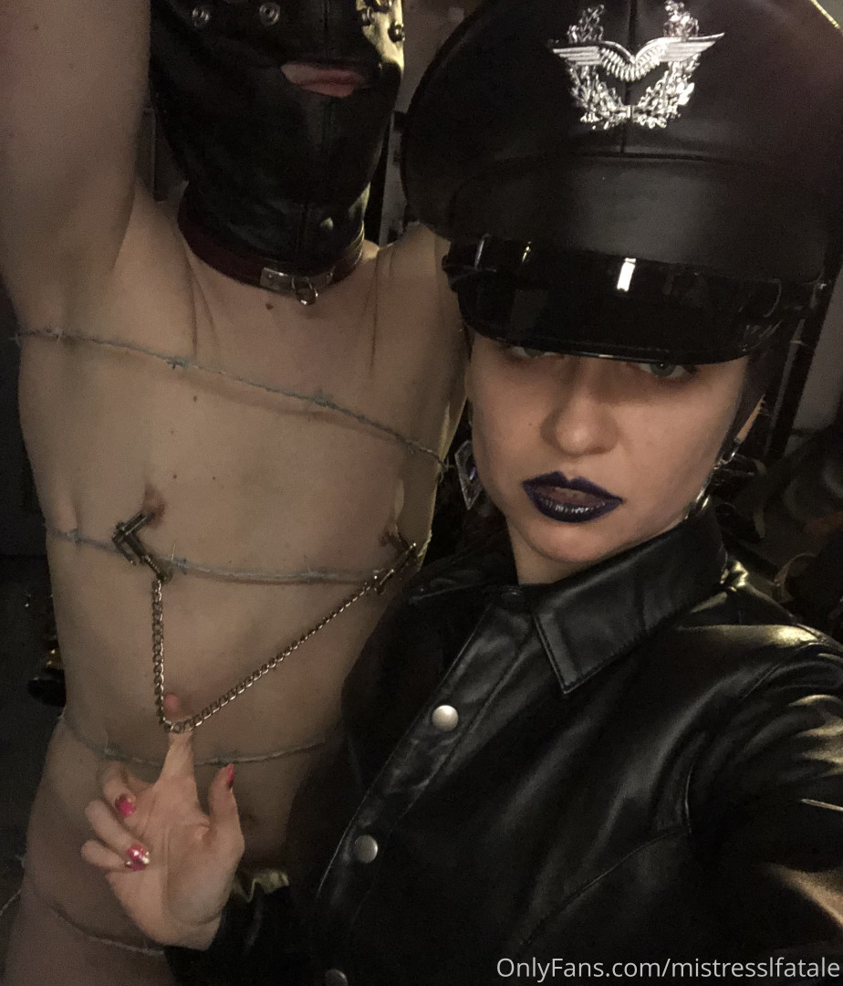 Photo by mistresslfatale published on October 16,2023 11:16:55 - BestThots