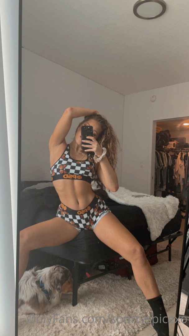 Photo by sportyspicexo published on October 16,2023 14:42:26 - BestThots