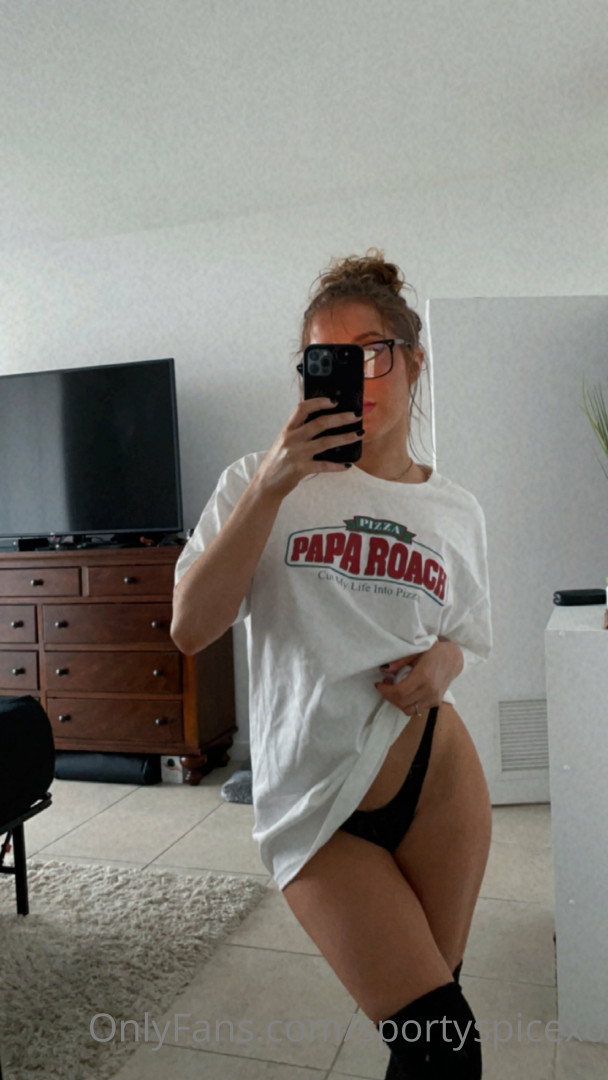 Photo by sportyspicexo published on October 16,2023 15:07:17 - BestThots